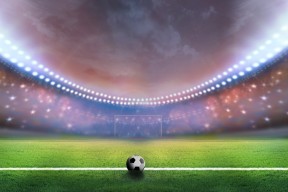 米兰真人-纳达尔十五赛季再创传奇，TL球迷激情沸腾！